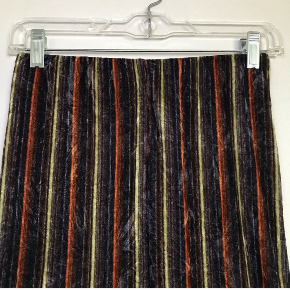Urban Outfitters Crushed Velvet Flare Pants - Picture 5 of 12
